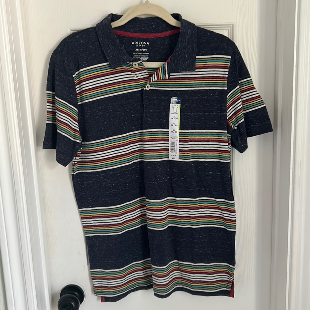 New Arizona collared shirt new no marks or tears hasn’t been worn at all